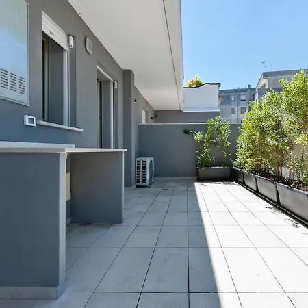Renoir - Balcone E Box Auto - Selection Apartment *